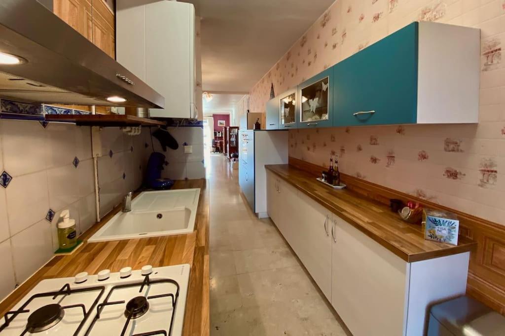"Georgio" Grand Appartement Traversant Avec Vue Canal Et Parking Sète Exterior foto